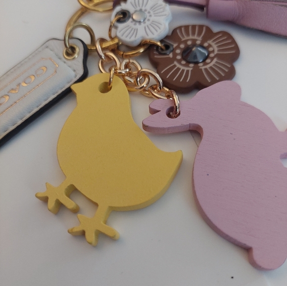 Coach Hangtag Keychain Easter For handbags - Picture 4 of 5